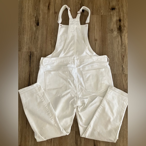 OLD NAVY White Cotton Blend Bib  Style Overalls. Size 14. - Picture 4 of 10